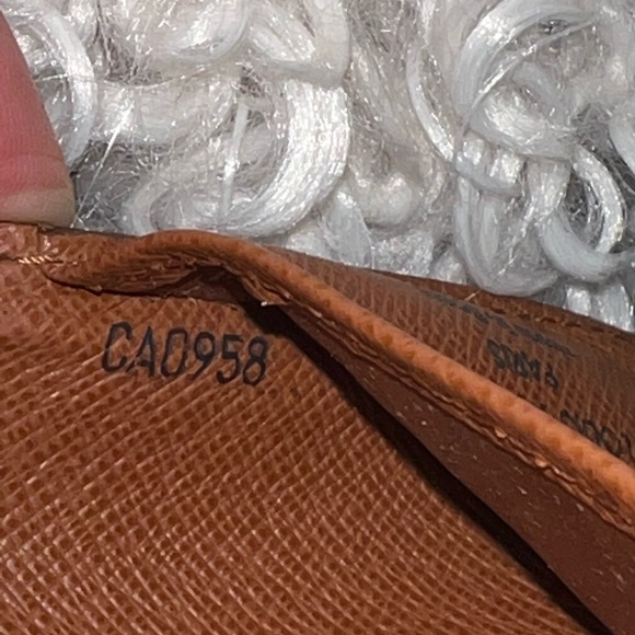 LOUIS VUITTON Agenda Monogram - Picture 10 of 12